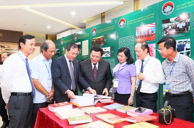 hoi-thao-190452_171.jpg Các đại biểu tham dự hội thảo khoa học.
