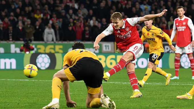 ar-035551_99.jpg Arsenal sẽ trút giận lên Wolves? Ảnh: Dailymail.