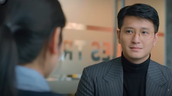 Duyên cho rằng Giang giận cô vì đến muôn. Ảnh CMH