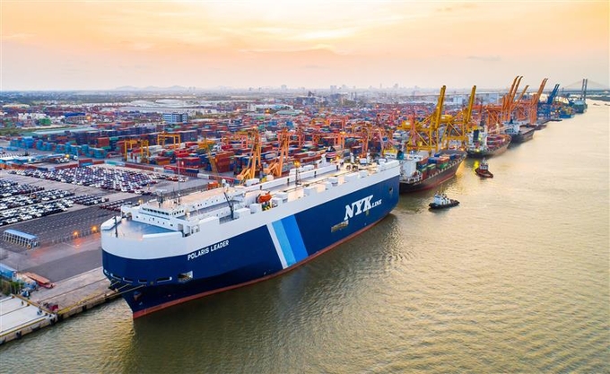 nang-tam-dich-vu-cang-bien-hai-phong-170349_804.jpg Cảng Tân Vũ đón tàu lớn.