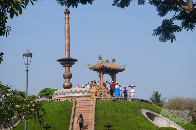 dscf9920-040006_526-040008.jpg Đài hương trong Thành cổ. Ảnh: Kiên Trung.