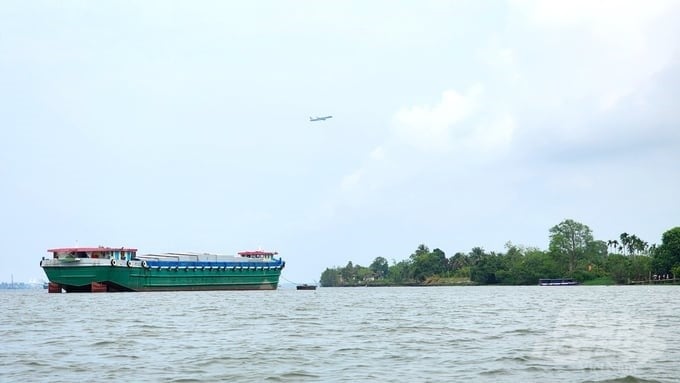 Surface water resources for the Mekong Delta region depend on the water source upstream of the Mekong River. Photo: Kim Anh.