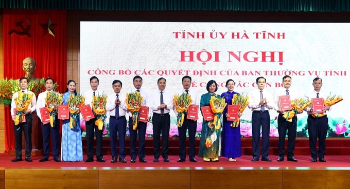 20240504_130412-130713_633.jpg Đợt điều động, luân chuyển, bộ nhiệm lần này có 24 đồng chí ở hầu hết sở ngành, địa phương. Ảnh: BHT.