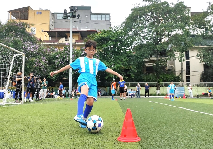 Tại Trung tâm Natrumax Star Football, các cầu thủ nhí sẽ được truyền đạt những giá trị cốt lõi khác như nhiệt huyết, kiên trì và sự hỗ trợ lẫn nhau.