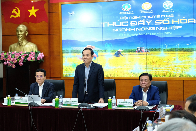 tngd9862-182503_349.jpg Phó Thủ tướng Trần Lưu Quang phát biểu chỉ đạo tại hội nghị. Ảnh: Tùng Đinh.