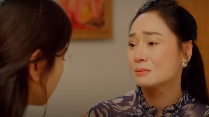 truc-tiep-lo-hen-voi-ngay-xanh-tap-39-tren-vtv1-hom-nay-14-5-142531_412.jpg Bà Lê nhìn Duyên đầy áy náy. Ảnh CMH