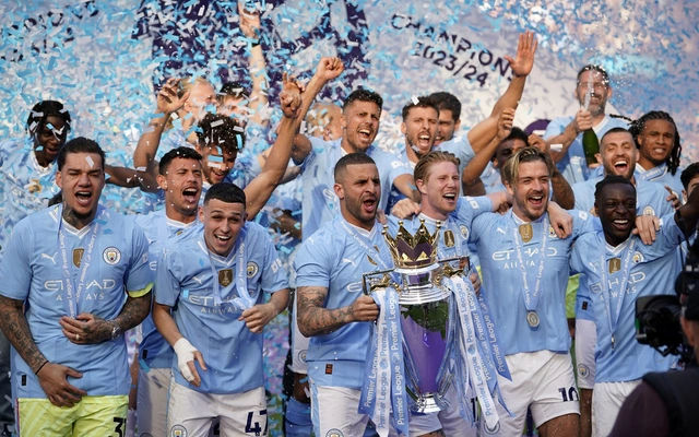 Man City tạo ra tập thể quá mạnh ở Ngoại hạng Anh