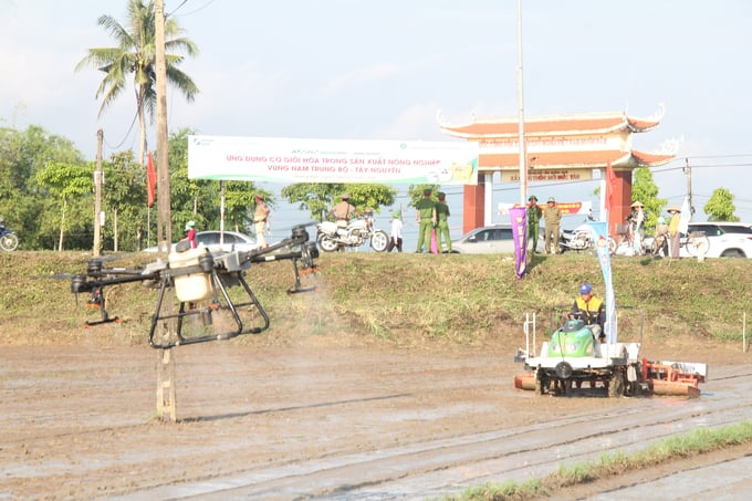 Provinces and cities within the South Central and Central Highlands regions have actively promoted the agricultural mechanization initiative. Photo: L.K.