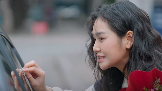 truc-tiep-nhung-neo-duong-gan-xa-tap-3-tren-vtv1-hom-nay-24-5-182323_151.jpg Đông tính chơi xấu người yêu của Hân. Ảnh CMH