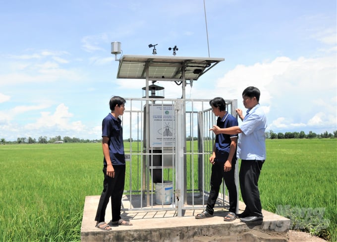 Đầu tư các mô hình phát triển sản xuất, nâng cao thu nhập cho người dân nông thôn là một trong những nội dung cần tuyên truyền trong xây dựng nông thôn mới. Ảnh: Trung Chánh.