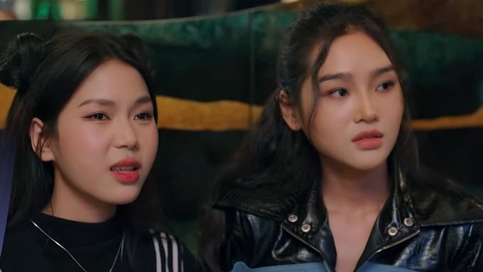 truc-tiep-nhung-neo-duong-gan-xa-tap-7-tren-vtv1-hom-nay-30-5-162516_5.jpg Đông nghi ngờ Vinh 'bắt cá 2 tay'. Ảnh CMH