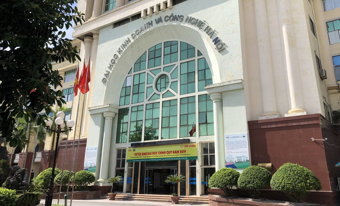 dai-hoc-hubt-dung-chu-ky-kho-tren-chung-tu-ke-toan-la-sai-luat-170809_703.jpeg Đại học Kinh doanh và Công nghệ Hà Nội (HUBT).