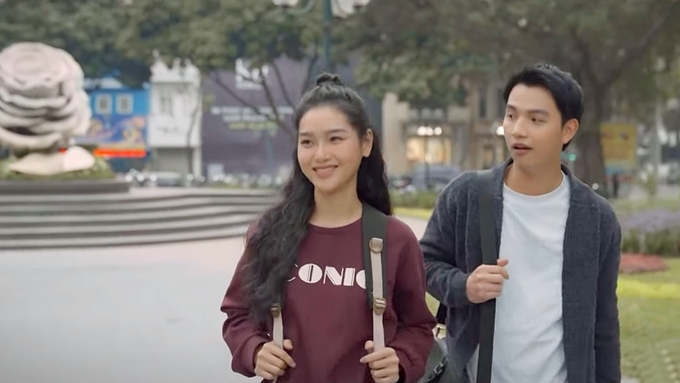 truc-tiep-nhung-neo-duong-gan-xa-tap-10-tren-vtv1-hom-nay-5-6-181919_656.jpg Đông khen Vinh không thể bằng Dũng. Ảnh CMH