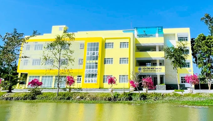 Khuôn viên Viện Công nghệ sinh học - Trường Đại học Trà Vinh. Ảnh: TVU.