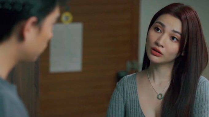 truc-tiep-nhung-neo-duong-gan-xa-tap-14-tren-vtv1-hom-nay-12-6-185759_551.jpg Yên yêu cầu Hùng chăm sóc cô. Ảnh CMH