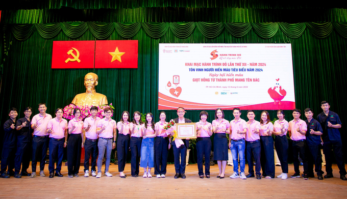 cp-2-105303_742.jpg C.P. Việt Nam đồng hành cùng Hành trình Đỏ tại TP. HCM.