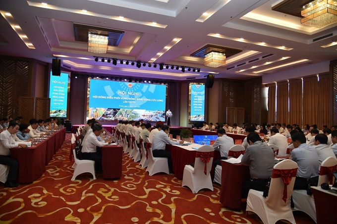z5592092730278_f2aff1cb6aeab3b508144688fc88a40e-194301_949.jpg Phó Thủ tướng Lê Minh Khái, Chủ tịch Hội đồng điều phối vùng ĐBSCL chủ trì Hội nghị. Ảnh: Trần Mạnh.