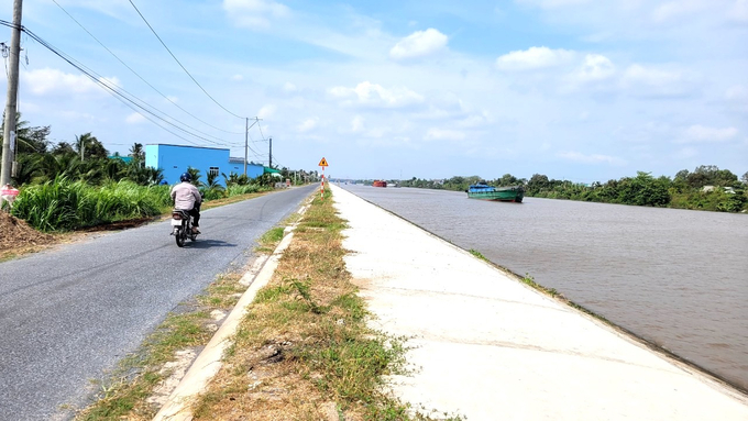 097a05265a06f858a1174-170742_455.jpg Dự án Nâng cấp, mở rộng Kênh Chợ Gạo giai đoạn 2 đã hoàn thành hơn nửa năm. Ảnh: Minh Đảm.