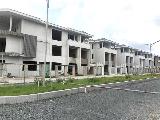 084fbc85d57d77232e6c-094348_500.jpg Dự án đô thị dọc sông Bến Tre của Công ty TNHH Đầu tư Bến Tre cũng đang gặp khó. Ảnh: Minh Đảm.