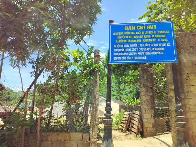 Người dân địa phương phản ánh, với tình trạng thi công ì ạch như hiện tại, rất có khả năng dự án cũng sẽ bị chậm tiến độ.