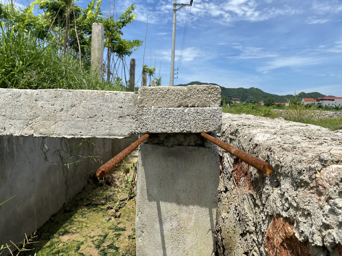 Hệ thống thoát nước trơ sắt tại dự án do Công ty Chiến Huệ đang thi công.