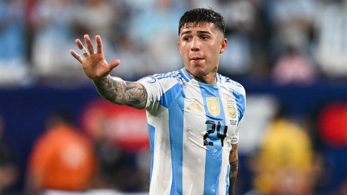 Enzo Fernandez đã lên tiếng xin lỗi về hành vi của mình.