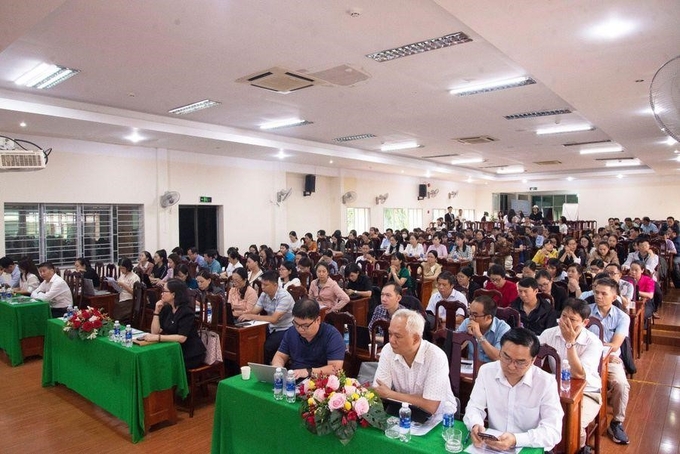 192-095024_837.jpg Toàn cảnh khai mạc các lớp tập huấn giải pháp Trường học số Google tại TP Buôn Ma Thuột. Ảnh: iSmart.