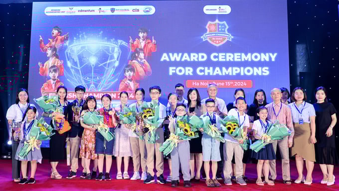 204-110247_233.jpeg Các cuộc thi học thuật như English Champion do iSMART tổ chức nhận được sự tham gia và hưởng ứng tích cực từ học sinh phụ huynh và nhà trường. Ảnh: iSmart.