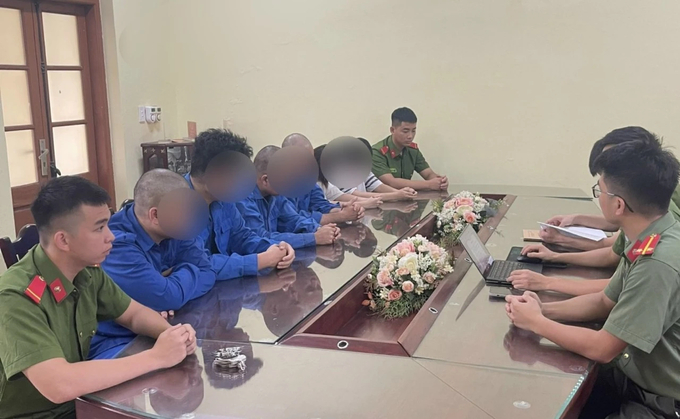 6 đối tượng bị Công an TP. Phổ Yên khởi tố về tội 'Truyền bá văn hóa phẩm đồi trụy'. Ảnh: Công an Thái Nguyên.