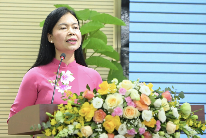Bà Vũ Thị Phương Lan, Chủ tịch Công đoàn Bộ NN-PTNT chia sẻ tại diễn đàn. Ảnh: Tùng Đinh.