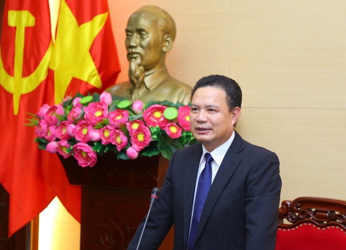img-5739-214205_689.jpg Thủ tướng quyết định kéo dài thời gian giữ chức vụ cho đến khi đủ tuổi nghỉ hưu đối với ông Lê Văn Thanh, Thứ trưởng Bộ Lao động -Thương binh và Xã hội từ ngày 16/9/2024. Ảnh: Bộ LĐ-TB&XH.