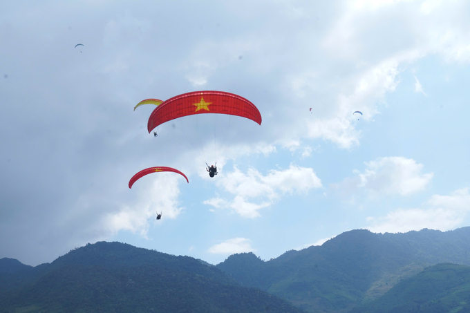 a-3-184847_602.jpg Festival 'Bay trên miền danh thắng - mùa vàng 2024' tại Mù Cang Chải sẽ kéo dài từ đầu tháng 9 đến hết tháng 10/2024. Ảnh: Thanh Tiến.