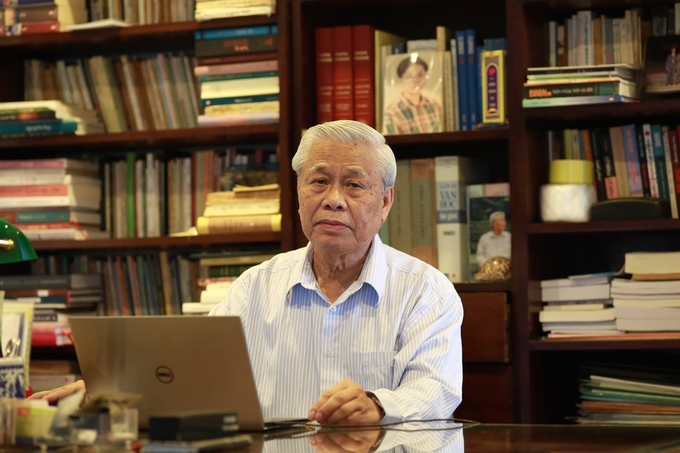 1-vu-quan-phuong-093155_342.jpg