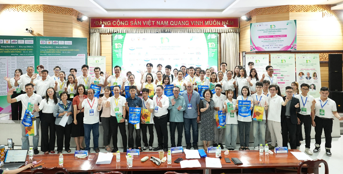 dsc00056-170458_921.jpg 13 dự án vòng bán kết 1 được chọn vào chung kết cuộc thi Khởi nghiệp xanh, phát triển bền vững 2024. Ảnh: Trần Quỳnh.