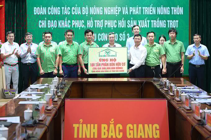 bo-nn-ptnt-keu-goi-duoc-hon-300-tan-giong-phan-bon-cho-bac-giang-104122_235.jpg