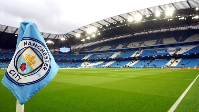 ciy-134218_291.jpg Man.City vẫn đang phải theo phiên tòa xử với 115 cáo buộc về tài chính.