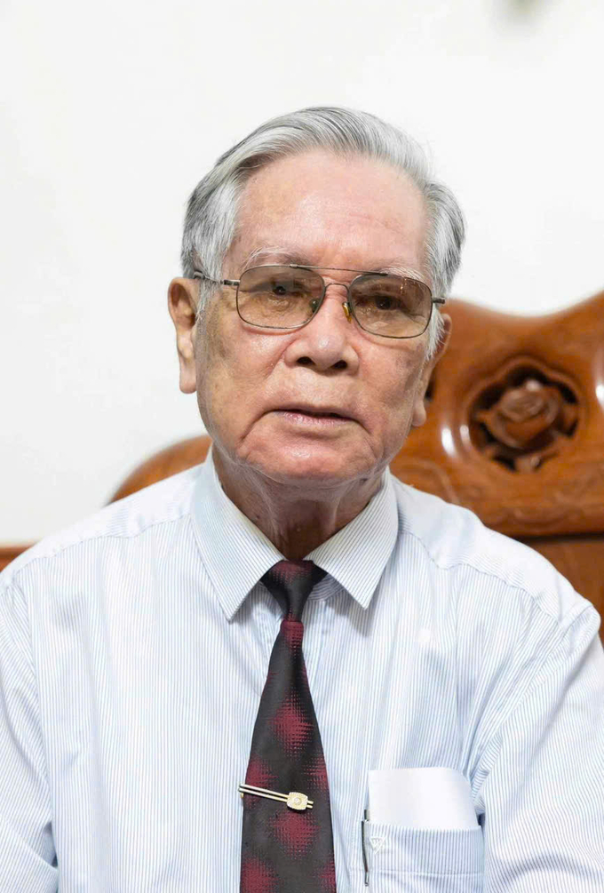 pgs-dang-bich-ha-trong-tinh-cam-thuong-nho-cua-hoc-tro-va-dong-nghiep-100416_235.jpg PGS.TS Trần Đức Minh. Ảnh: Viết Dư.