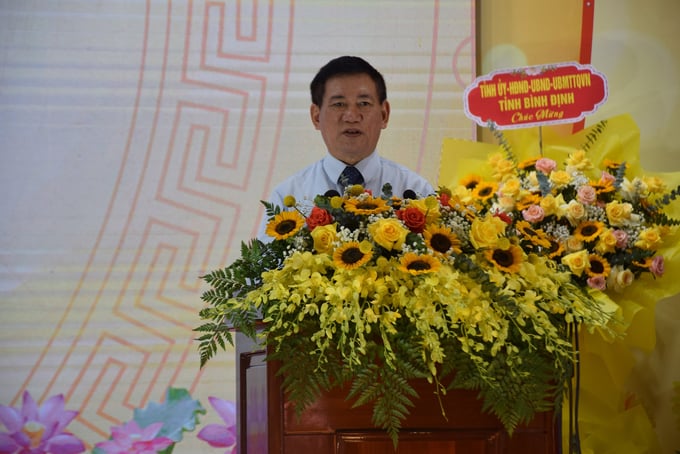 3-133813_476.jpg Phó Thủ tướng Chính phủ Hồ Đức Phớc phát biểu tại lễ công bố huyện Tây Sơn hoàn thành xây dựng nông thôn mới. Ảnh: V.Đ.T.