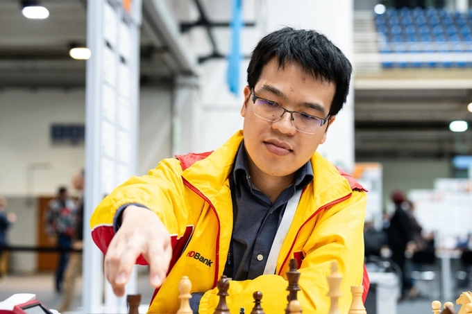 liem-1-121216_103.jpg Lê Quang Liêm bị mất elo và tụt xuống hạng 15 thế giới. Ảnh: FIDE