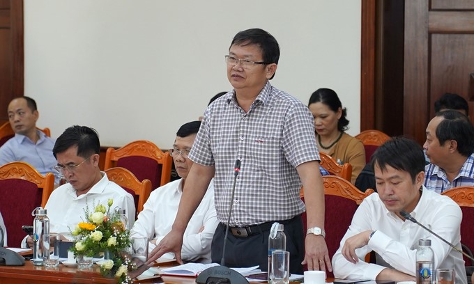 Some localities expressed their opinions at the main bridge point, MARD's headquarters. Photo: Bao Thang.