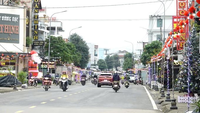 3-225357_429.jpg Xã Duy Sơn được xem là điểm sáng trong xây dựng NTM ở huyện Duy Xuyên nói riêng và tỉnh Quảng Nam nói chung. Ảnh: L.K.