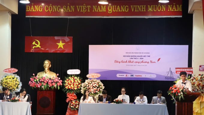 z5918347471983_9c0543aa25cef7e54a1899411759d49c-102355_381.jpg Hội nghị những người viết trẻ TP.HCM 2024 khai mạc sáng 11/10.