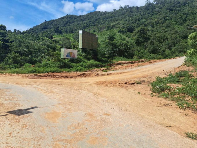 z5931476118805_d4d1610d59f17c506416a128b224d308-115400_661.jpg Các dự án giải ngân thấp phần lớn do vướng mặt bằng thi công. Ảnh: CTV.