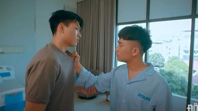 truc-tiep-doc-dao-tap-23-tren-vtv3-hom-nay-22-10-2024-160853_320.jpg Đàn em thông báo Hồng là người bắn ông trùm. Ảnh CMH