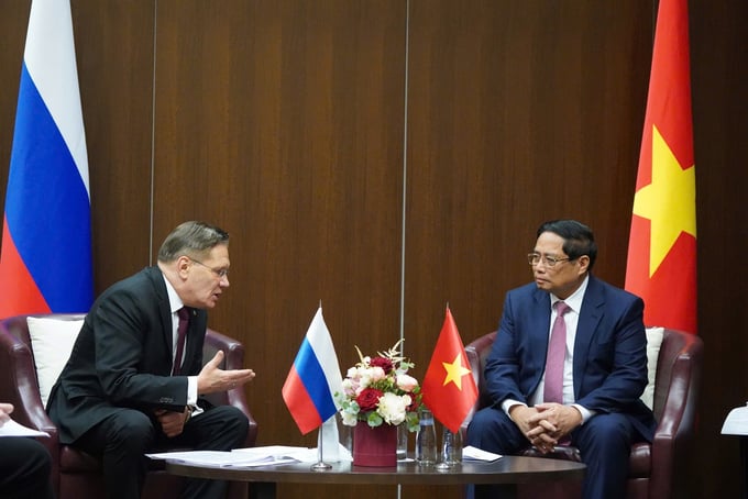 2-173456_909.jpg Tổng Giám đốc Alexey Likhachev khẳng định, Rosatom mong muốn tiếp tục thúc đẩy hợp tác với Việt Nam. Ảnh: VGP.