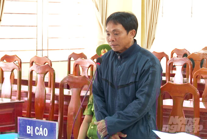 bi-cao-phu-3-111031_341-111031.jpg Bị cáo tại phiên tòa. Ảnh: Thanh Nghĩa.