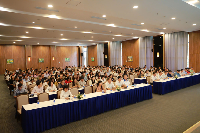 z5961579256793_a8897e7026ef9ec6c4d4b9cc2840757b-104611_321.jpg Hội nghị tập huấn cho hơn 250 đại biểu đến từ 60 cơ quan hành chính, đơn vị sự nghiệp công lập thuộc Bộ khu vực phía Bắc. Ảnh: Nam Khánh