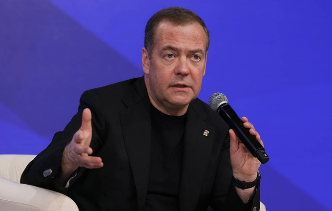 1430531-085329_110.jpg Phó Chủ tịch Hội đồng An ninh Nga Dmitry Medvedev. Ảnh: TASS.