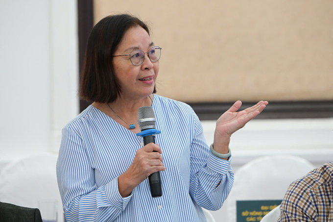 Dr. Sonny Tababa, Director of CropLife Biotechnology Asia, emphasizes the importance of completing the legal framework for GE crops. Photo: Tung Dinh.