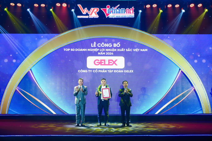 ong-le-tuan-anh-pho-tong-giam-doc-tap-doan-gelex-nhan-chung-nhan-top-50-doanh-nghiep-loi-nhuan-xuat-sac-viet-nam-nam-2024-162842_480.jpg Ông Lê Tuấn Anh – Phó Tổng giám đốc Tập đoàn GELEX nhận chứng nhận Top 50 Doanh nghiệp lợi nhuận xuất sắc Việt Nam năm 2024 hôm 24/10.